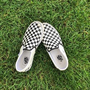 Checkered slip on vans!
